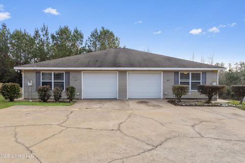 aandb-116 Beaver Dam Rd, Mc Henry, MS, 39561-6240 | Card Image