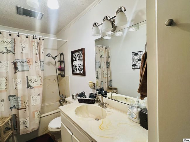114 Loop Dr, House other with 3 bedrooms, 2 bathrooms and null parking in Bastrop LA | Image 17