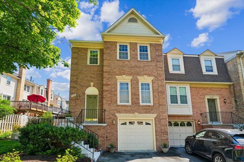 10109 Langhorne Ct, BETHESDA, MD, 20817-1250 | Card Image