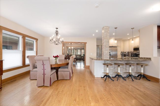 221 N Illinois St, House other with 4 bedrooms, 4 bathrooms and 2 parking in Elmhurst IL | Image 11