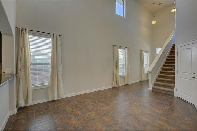 APT-11 - 2001 Faro Dr, Condo with 3 bedrooms, 3 bathrooms and null parking in Austin TX | Image 5