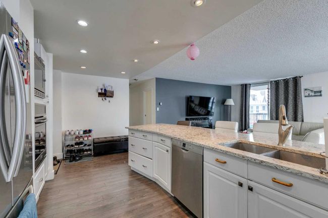 1509 - 738 3rd Avenue Sw, Home with 2 bedrooms, 1 bathrooms and 1 parking in Calgary AB | Image 27