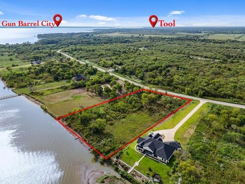 9277 W Shoreline Dr, Kemp, TX, 75143 | Card Image