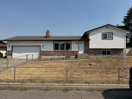 14115 E Sinto Ave, Spokane Valley, WA, 99216-1942 | Card Image
