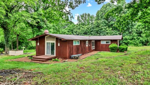 1692 Gratton Rd, Clarksville, TN, 37043-6131 | Card Image