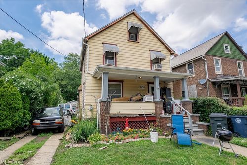 1216 Girard St, Akron, OH, 44301-1851 | Card Image