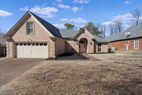 2579 Country Meadow Ln, Memphis, TN, 38133-4841 | Card Image