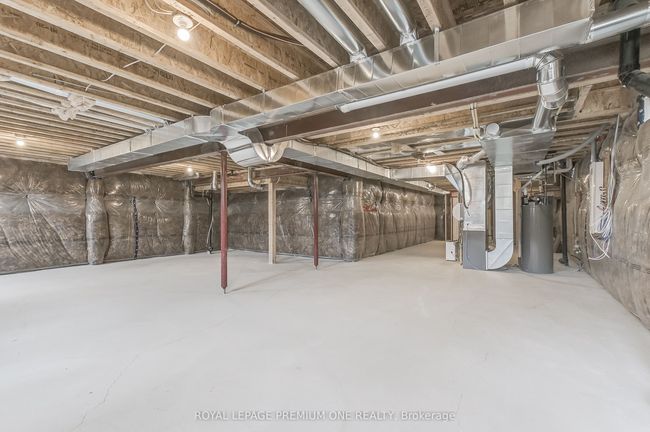 799 Apple Terr, House other with 5 bedrooms, 4 bathrooms and 2 parking in Milton ON | Image 44
