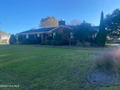 105 Sandpiper Dr, Newport, NC, 28570-8402 | Card Image