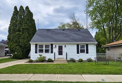 2726 84th Street, Kenosha, WI, 53143 | Card Image
