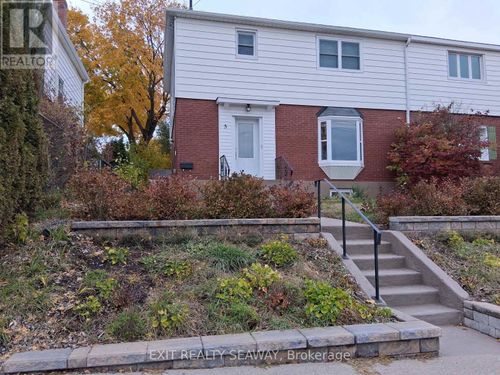 5 Adolphus St, Cornwall, ON, K6H3R9 | Card Image