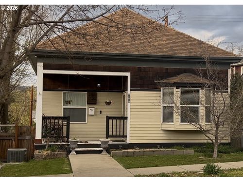 209 E 10th St, The Dalles, OR, 97058-1965 | Card Image