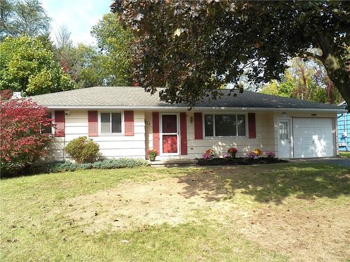 211 Shadmore Dr, Greece, NY, 14626-1017 | Card Image