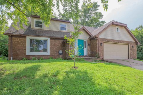 7633 Marywood Dr, Newburgh, IN, 47630-3042 | Card Image