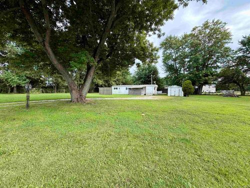 4727 W Old State Road 28, Frankfort, IN, 46041-7248 | Card Image