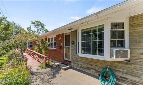 1911 Golf Ave, Schenectady, NY, 12308-1314 | Card Image