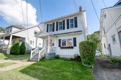 332 S Washington St, House other with 3 bedrooms, 1 bathrooms and 2 parking in Evans City Boro PA | Image 3