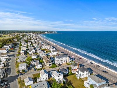 777 Ocean Boulevard, House other with 4 bedrooms, 1 bathrooms and null parking in Hampton NH | Image 3