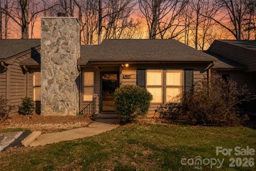 402 Sweetgum Dr, Fort Mill, SC, 29715-6927 | Card Image