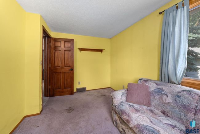 2013 E Sylvan Cir, House other with 4 bedrooms, 2 bathrooms and null parking in Brandon SD | Image 12