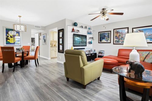 apt-215h-251 Sw 132nd Way, Pembroke Pines, FL, 33027-1672 | Card Image