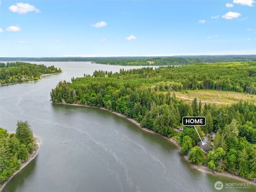 3211 Se Kamilche Point Rd, Shelton, WA, 98584-7948 | Card Image