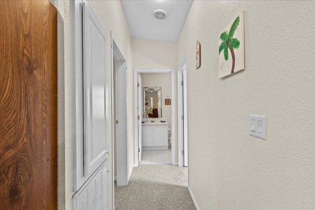 hallway | Image 19