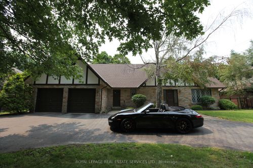 30 Birkbank Dr, Oakville, ON, L6J4Y9 | Card Image