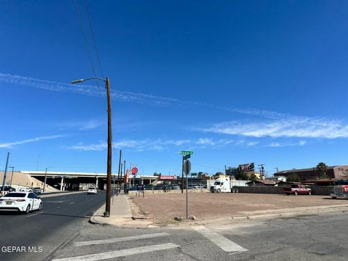 5538 E Paisano Dr, El Paso, TX, 79905-1740 | Card Image