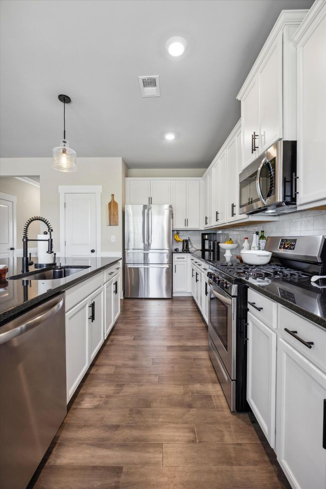 8517 Kensley Ln, House other with 3 bedrooms, 3 bathrooms and null parking in Hixson TN | Image 19