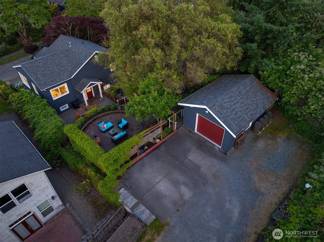3833 24th Avenue W, House other with 3 bedrooms, 2 bathrooms and 1 parking in Seattle WA | Image 26