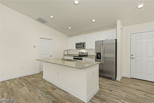 2301 Ne 8th Pl, CAPE CORAL, FL, 33909-4459 | Card Image