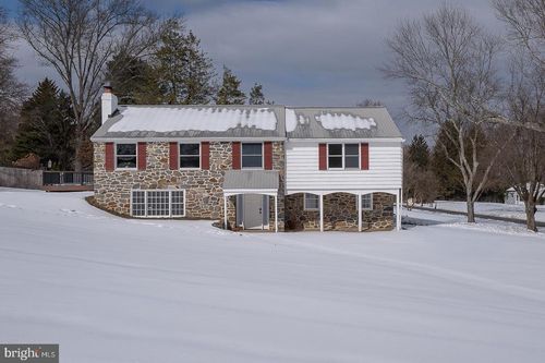 1105 Waterloo Rd, BERWYN, PA, 19312-2228 | Card Image