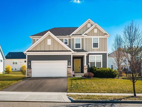 12316 Greenwood Dr, Pickerington, OH, 43147-7591 | Card Image