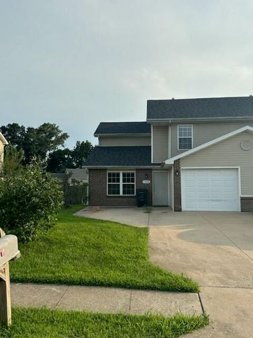 1530 Citadel Dr, COLUMBIA, MO, 65202-6401 | Card Image