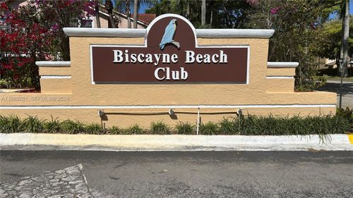 828-15551 Sw 104th Ter, Miami, FL, 33196-3535 | Card Image