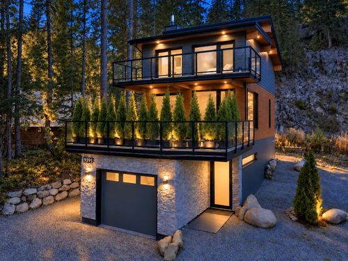 9391 Emerald Dr, Whistler, BC, V8E0G5 | Card Image