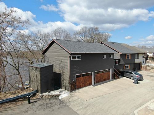 1213 Townsend St, La Crosse, WI, 54601-6241 | Card Image