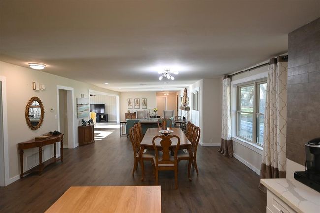 1013 Quail Ln, House other with 3 bedrooms, 2 bathrooms and 3 parking in Eagle Lake TX | Image 25
