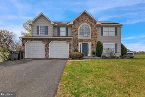 356 Luisa Ct, SHOEMAKERSVILLE, PA, 19555-1554 | Card Image