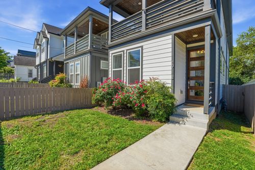 b-1911B 15th Ave N, Nashville, TN, 37208-1424 | Card Image