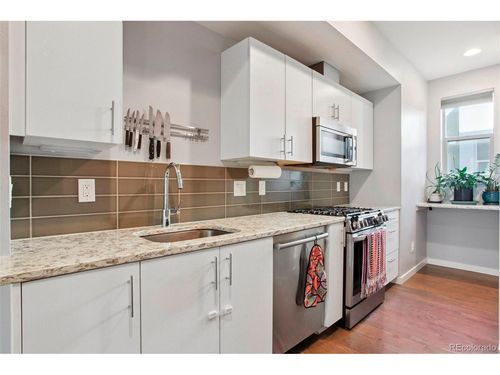 apt-103-1883 Vine St, Denver, CO, 80206-1163 | Card Image