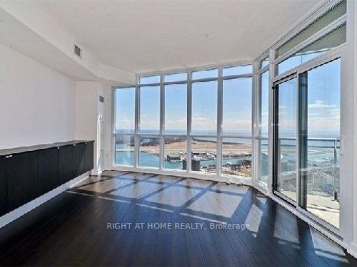 4309-21 Iceboat Terr, Toronto, ON, M5V4A9 | Card Image