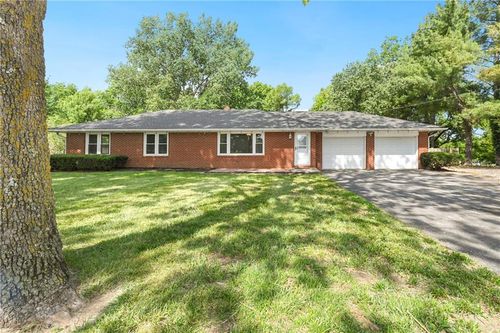 1434 S Business Highway 13, Lexington, MO, 64067-7185 | Card Image