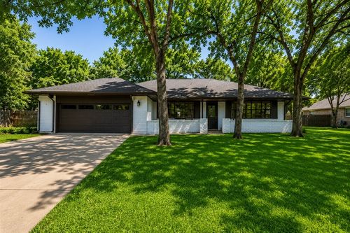 1416 Cheyenne Trl, Granbury, TX, 76048-6145 | Card Image