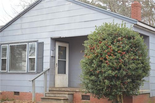 1504 Brentwood St, High Point, NC, 27260-7002 | Card Image