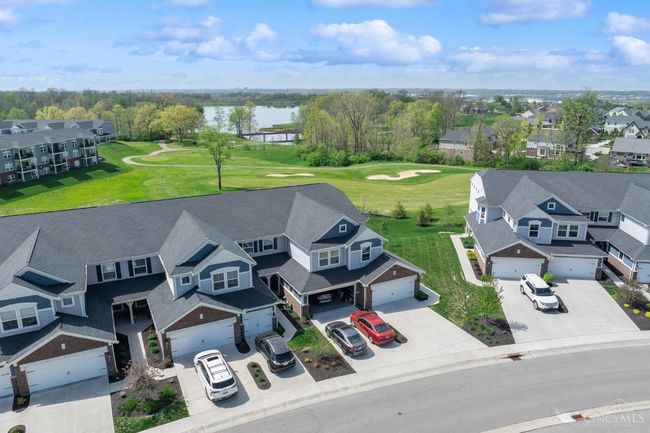 1291 Lake Run Dr, Condo with 2 bedrooms, 3 bathrooms and null parking in Lebanon OH | Image 36