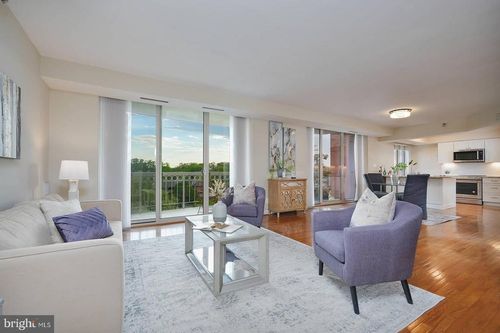 2-604-5802 Nicholson Ln, ROCKVILLE, MD, 20852-2965 | Card Image