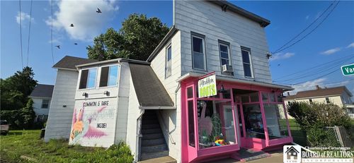 318 Wayne St, Olean, NY, 14760-2441 | Card Image
