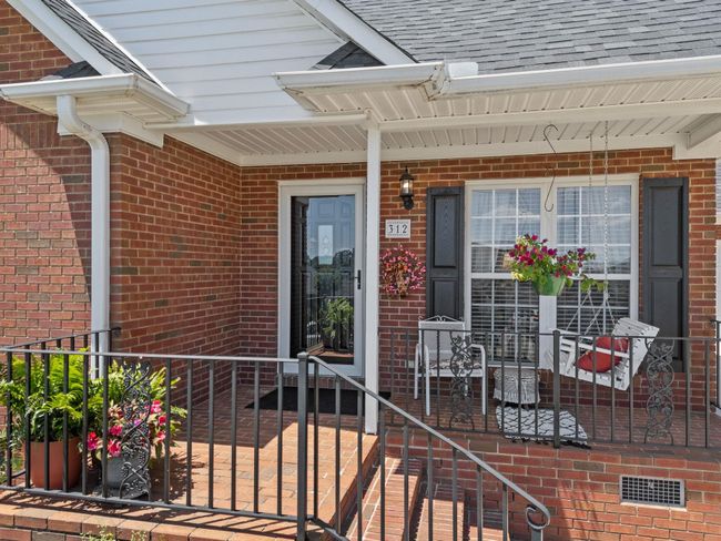 312 Terrace Hills Dr, House other with 3 bedrooms, 2 bathrooms and null parking in Boiling Springs SC | Image 4